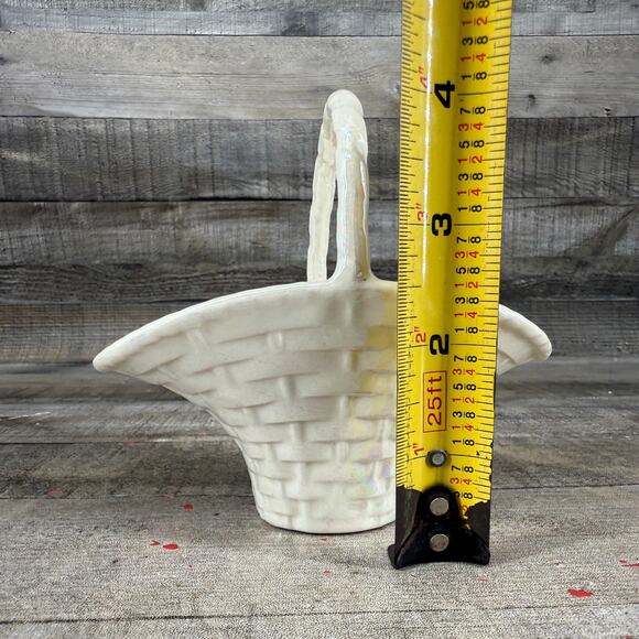 Vintage Ceramic Basket Vase Woven Design Trinket Dish - Picture 2 of 9